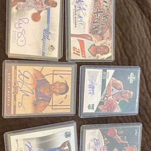 NBA BASKETBALL AUTOGRAPHED CARDS